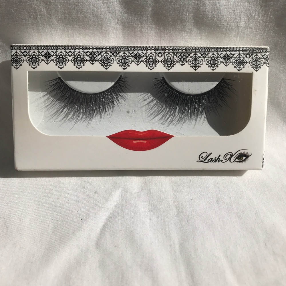 Lash XO Falsies in Jezebel Princess